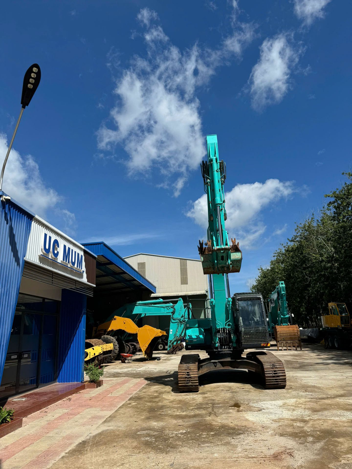 KOBELCO_SOLD